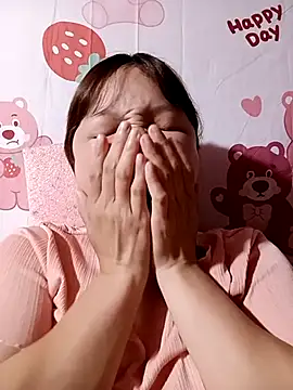 XoiXoi232 online show from 24, 10, 2025