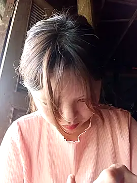 XoiXoi232 online show from 13, 10, 2025