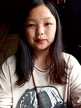 XoiXoi232 online show from 23, 4, 2026