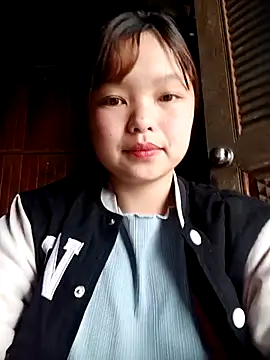 XoiXoi232 online show from 10, 11, 2025