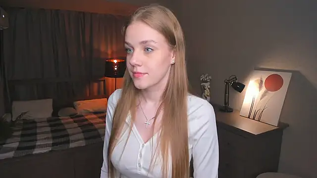 OdellaFrake online show from 25, 9, 2025