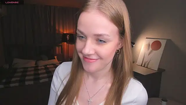 OdellaFrake online show from 25, 10, 2025