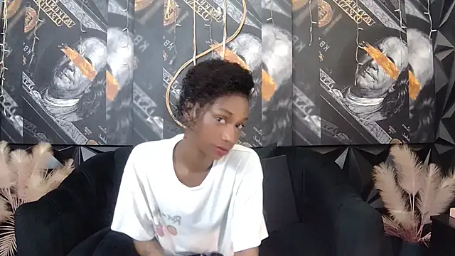 Lilmisbaddyxxx online show from 13, 2, 2026