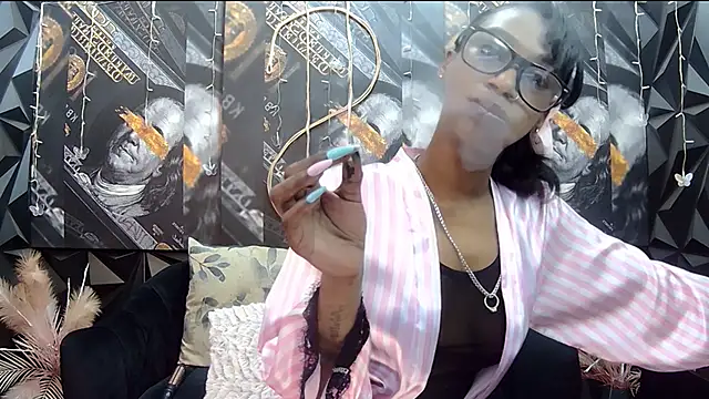 Lilmisbaddyxxx online show from 28, 9, 2025