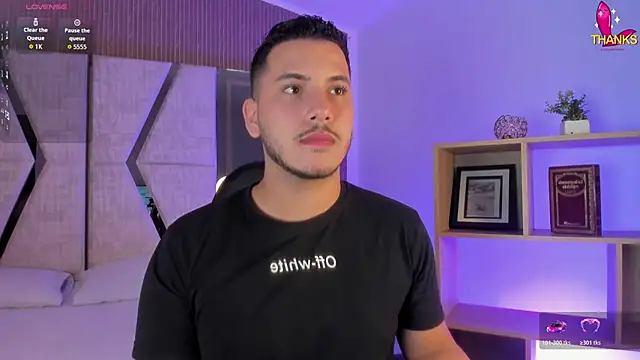 Snapshot of Axel_grey_ chatting on 3, 6, 2026 Axel grey online show from 3, 6, 2026