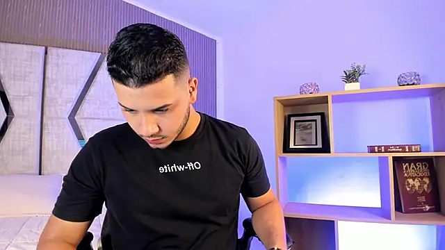 Snapshot of Axel_grey_ chatting on 16, 6, 2026 Axel grey online show from 16, 6, 2026