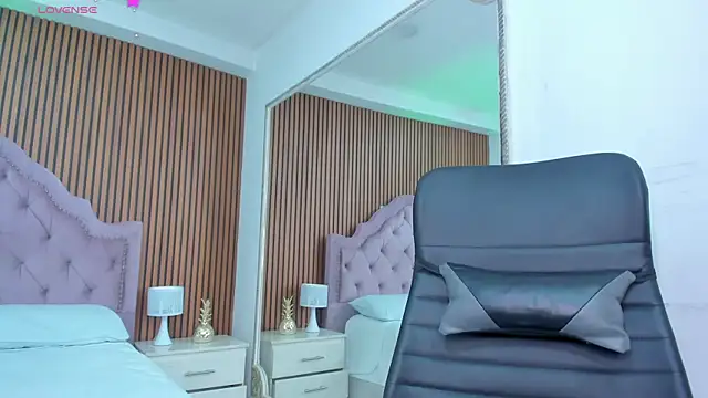 Axel grey  online show from 28, 3, 2026