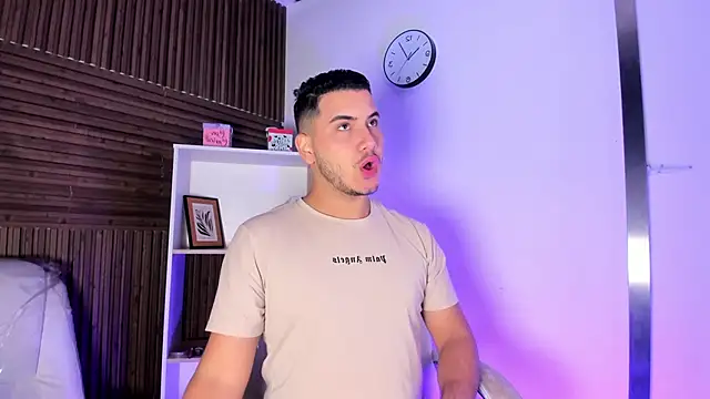 Axel grey  online show from 1, 12, 2025