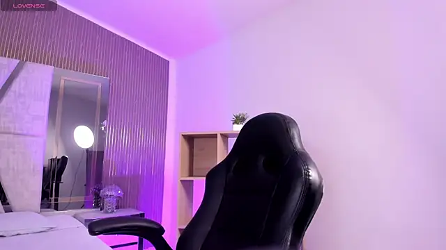 Axel grey  online show from 15, 1, 2026