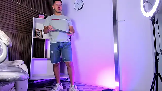 Axel grey  online show from 30, 11, 2025