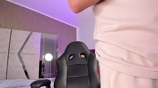 Axel grey  online show from 7, 2, 2026