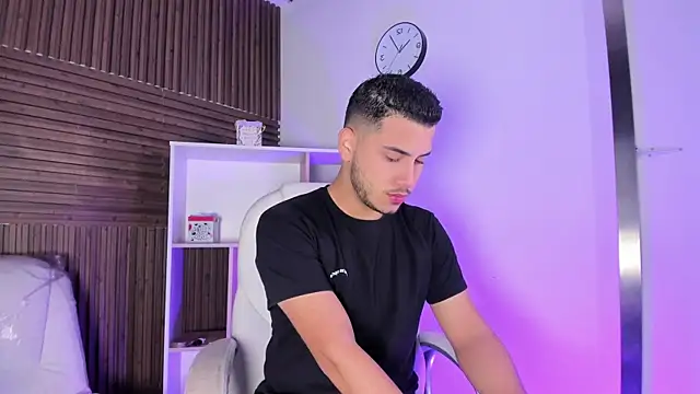 Axel grey  online show from 22, 10, 2025