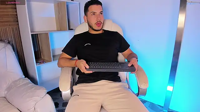 Axel grey  online show from 3, 10, 2025