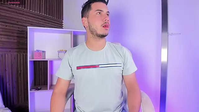 Axel grey  online show from 6, 11, 2025