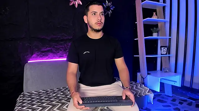 Axel grey  online show from 21, 12, 2025