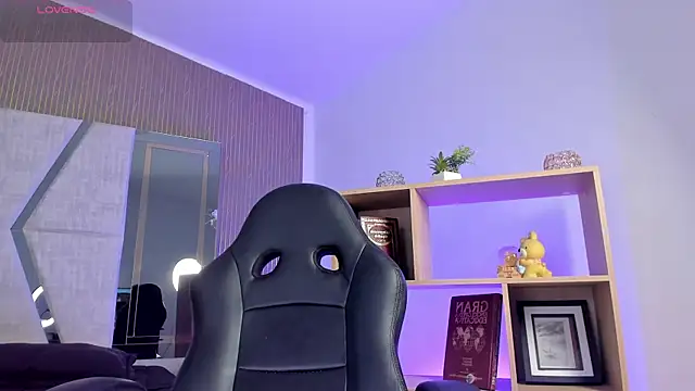 Axel grey  online show from 3, 4, 2026