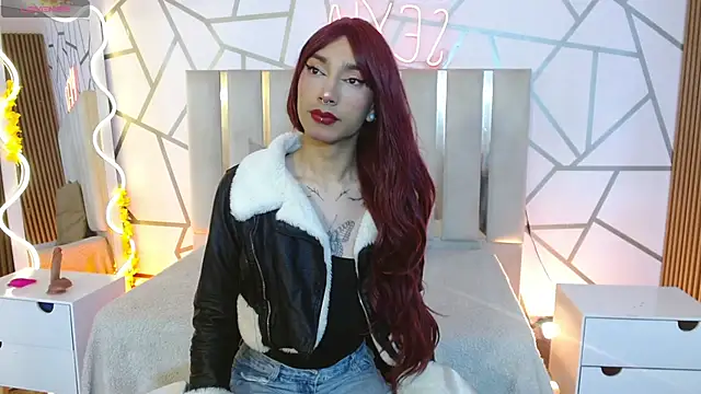 CYRUS TAY online show from 18, 12, 2025