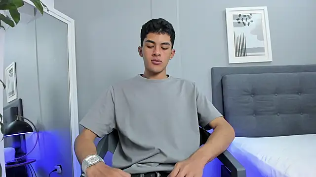 Tylerffoxx online show from 27, 10, 2025