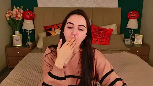 Snapshot of Elizabeth_Meyer chatting on 19, 10, 2025 Elizabeth Meyer online show from 19, 10, 2025