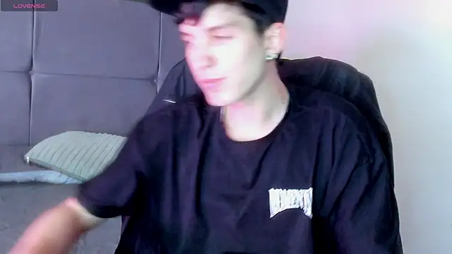 Jheampiiero online show from 3, 3, 2026