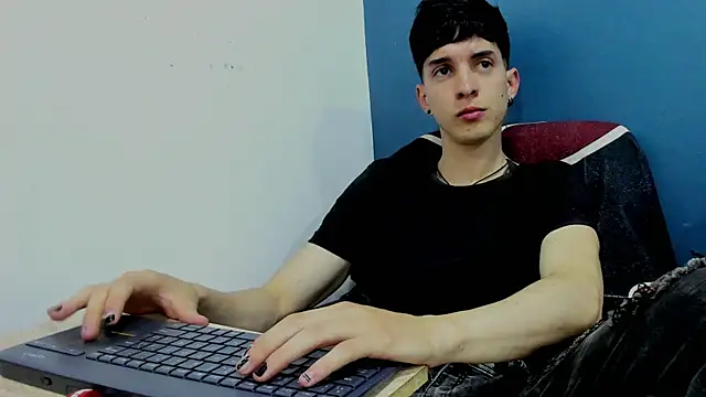 Jheampiiero online show from 16, 12, 2025