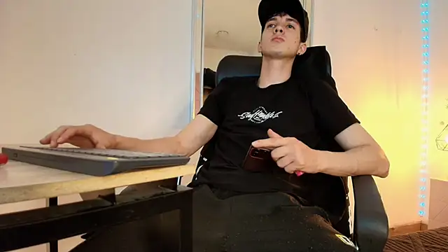 Jheampiiero online show from 6, 3, 2026