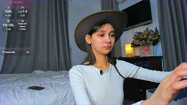 Amy Loveme online show from 7, 11, 2025