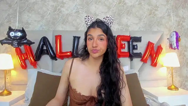 ValentiinaCruz online show from 1, 11, 2025