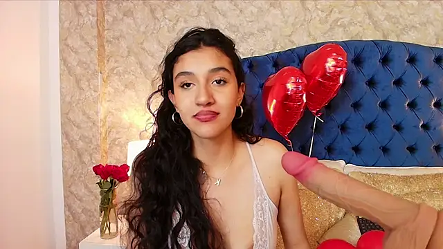 ValentiinaCruz online show from 10, 2, 2026