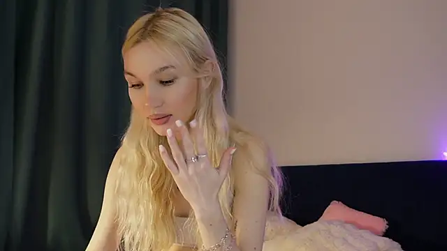 cuteleraay online show from 22, 2, 2026