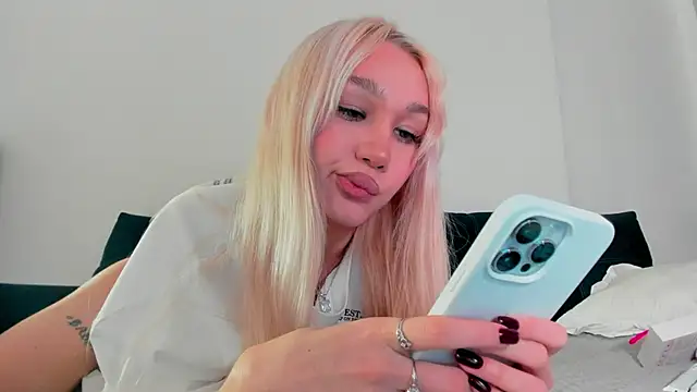 cuteleraay online show from 22, 9, 2025