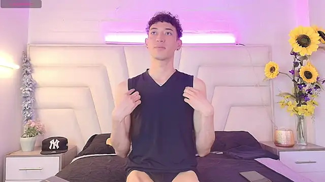 Ashton Myers online show from 6, 11, 2025