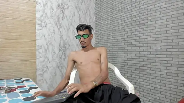 Sexvergon 26 online show from 12, 1, 2026