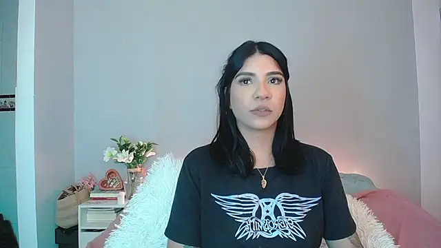 Laura-angeel online show from 24, 11, 2025