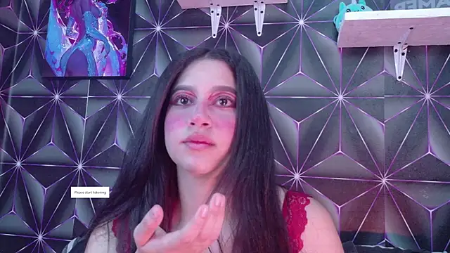 Megan Luxe online show from 17, 9, 2025