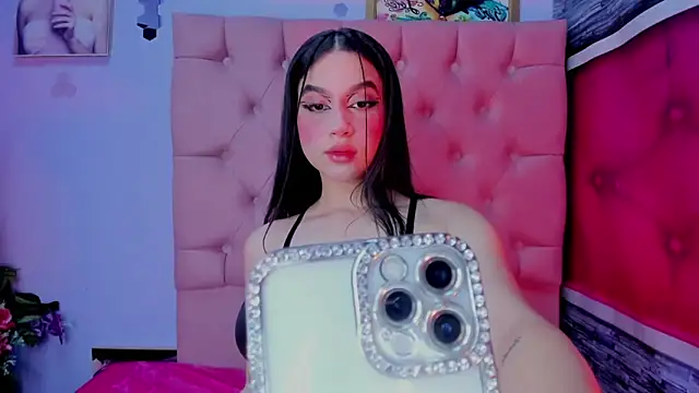 Megan Luxe online show from 29, 11, 2025