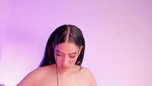 Megan Luxe online show from 16, 5, 2026