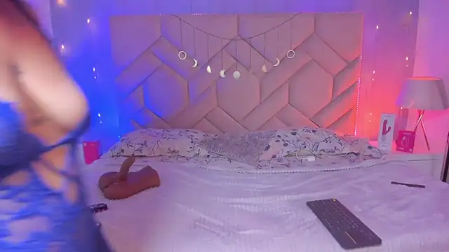 caroline  muller online show from 13, 4, 2026