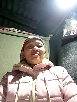 MaiHoa69 online show from 4, 12, 2025