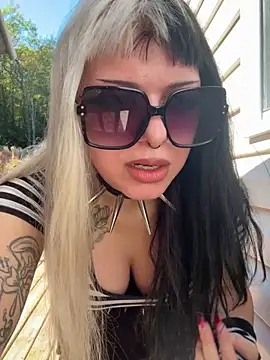 Paige Turner online show from 6, 10, 2025