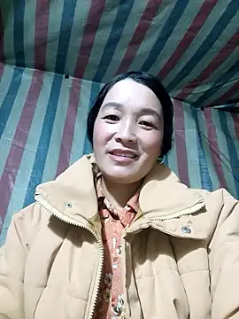 Snapshot of Bliss_rose chatting on 6, 11, 2025 Bliss rose online show from 6, 11, 2025