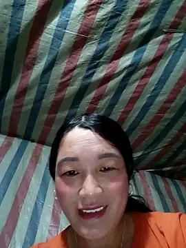 Snapshot of Bliss_rose chatting on 16, 11, 2025 Bliss rose online show from 16, 11, 2025