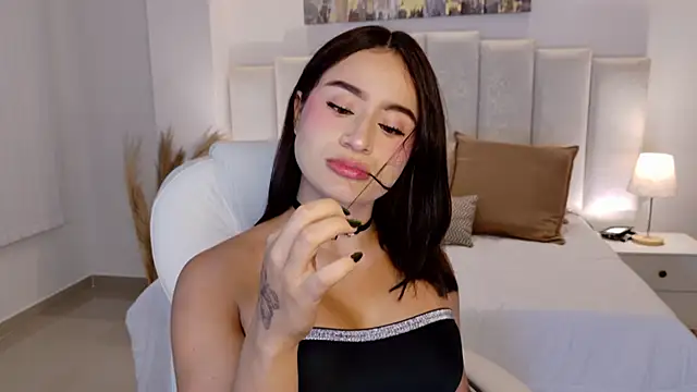 Snapshot of Saskia_litt chatting on 14, 2, 2026 Saskia litt online show from 14, 2, 2026