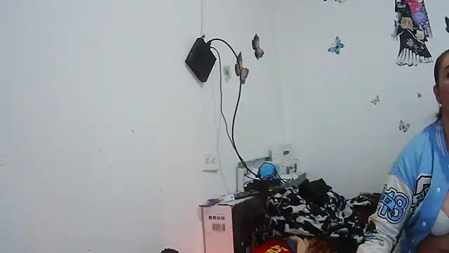 Snapshot of AddyStuart_ chatting on 24, 9, 2025 AddyStuart online show from 24, 9, 2025