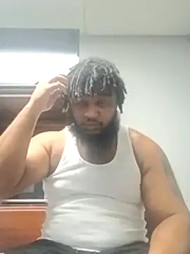 Snapshot of Longthickdick33 chatting on 15, 12, 2025 Longthickdick33 online show from 15, 12, 2025