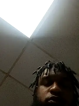 Snapshot of Longthickdick33 chatting on 2, 11, 2025 Longthickdick33 online show from 2, 11, 2025