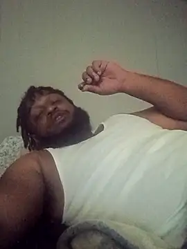 Snapshot of Longthickdick33 chatting on 19, 11, 2025 Longthickdick33 online show from 19, 11, 2025