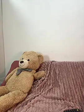 Snapshot of MarSantana_2 chatting on 28, 10, 2025 MarSantana 2 online show from 28, 10, 2025