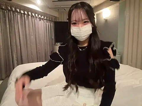 Snapshot of nano-da-u chatting on 8, 11, 2025 nano-da-u online show from 8, 11, 2025