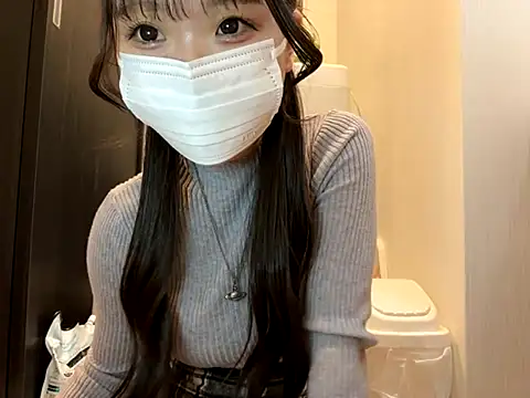 Snapshot of nano-da-u chatting on 10, 10, 2025 nano-da-u online show from 10, 10, 2025